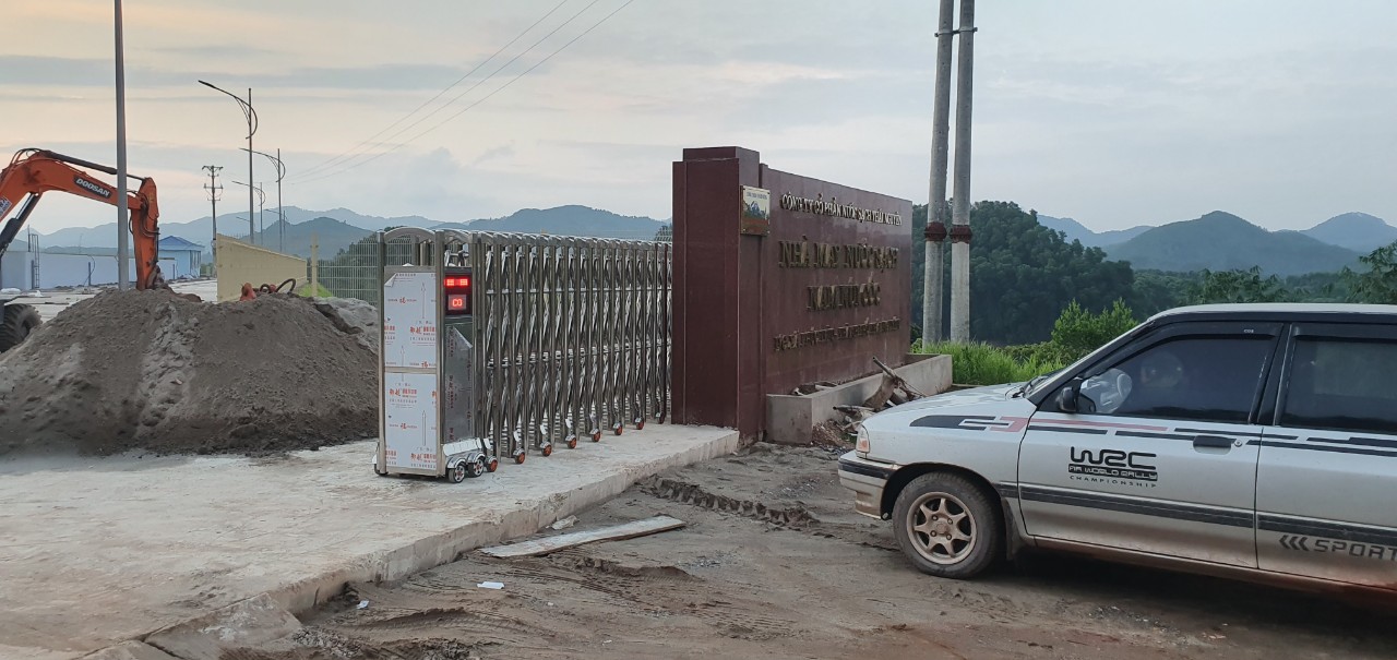 Lắp đặt cổng xếp điện tại Thái Nguyên