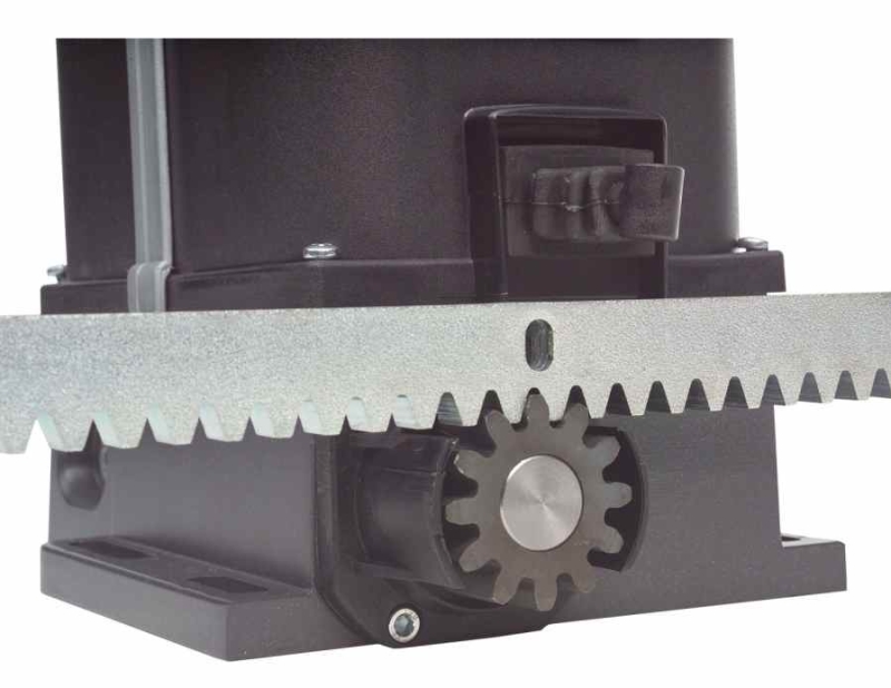 Thanh răng truyền động khớp với nhông động cơ