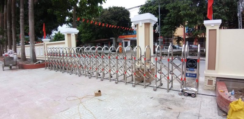 Lắp đặt cổng xếp tại Thanh Hoá 