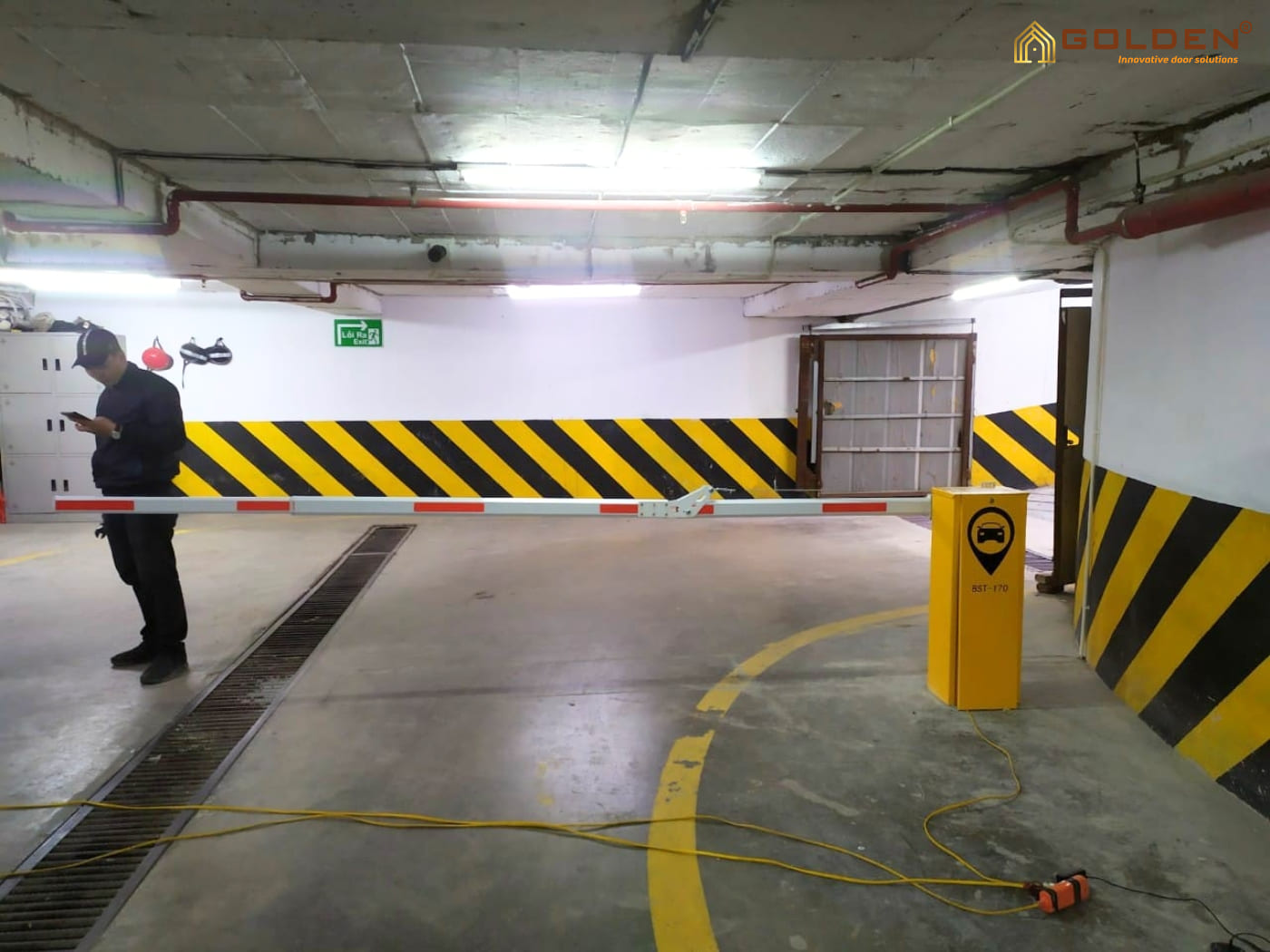 Barrier cần gập