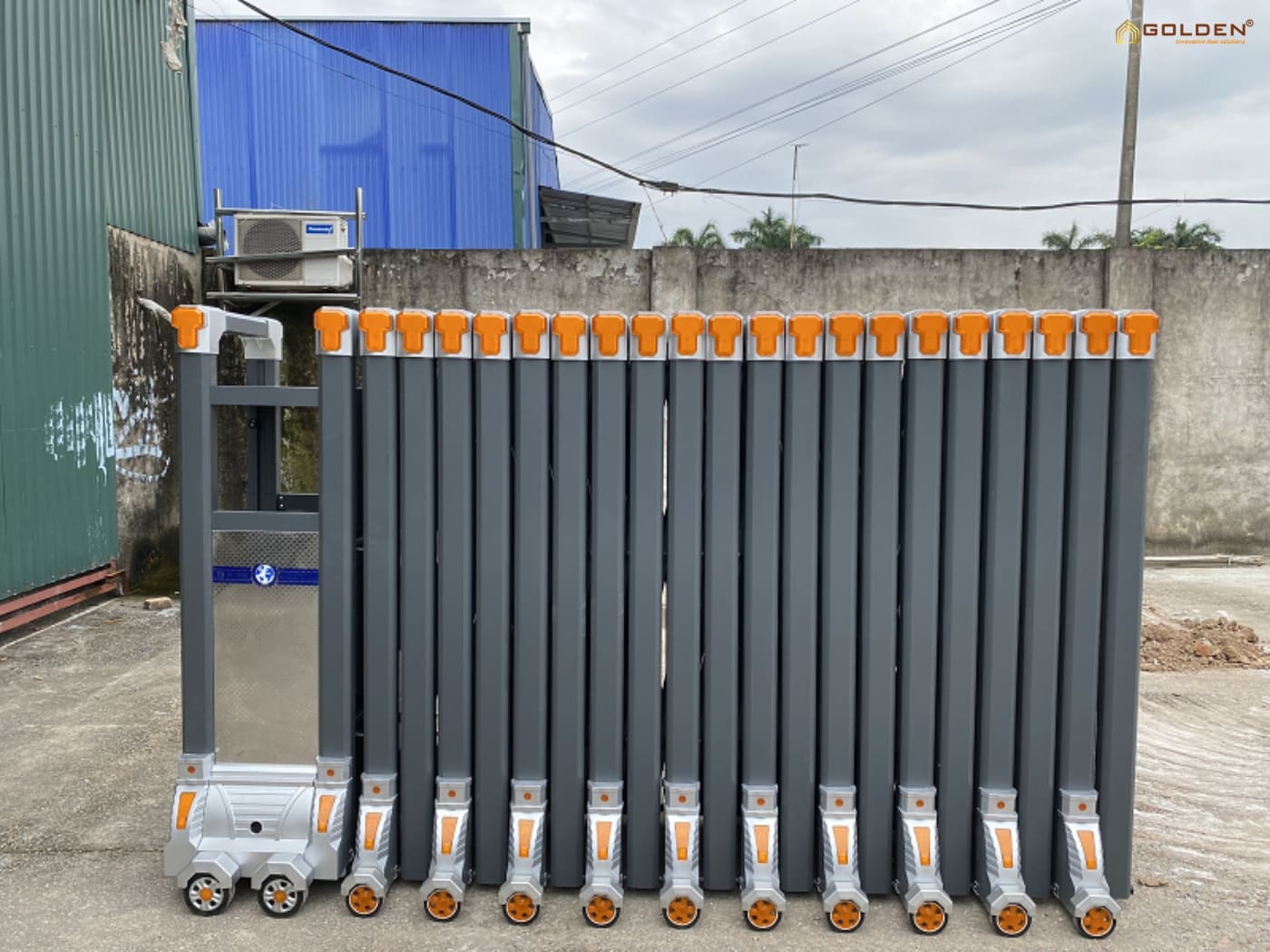 Cung cấp cổng xếp nhôm bền đẹp