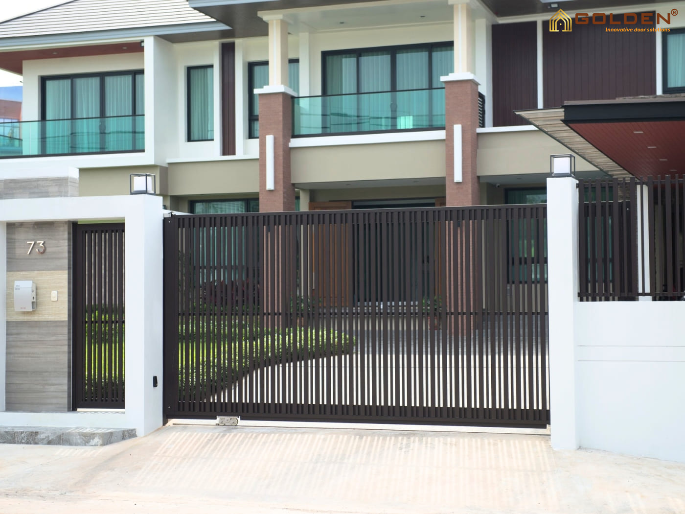Mẫu cổng sắt lùa đẹp 1 cánh