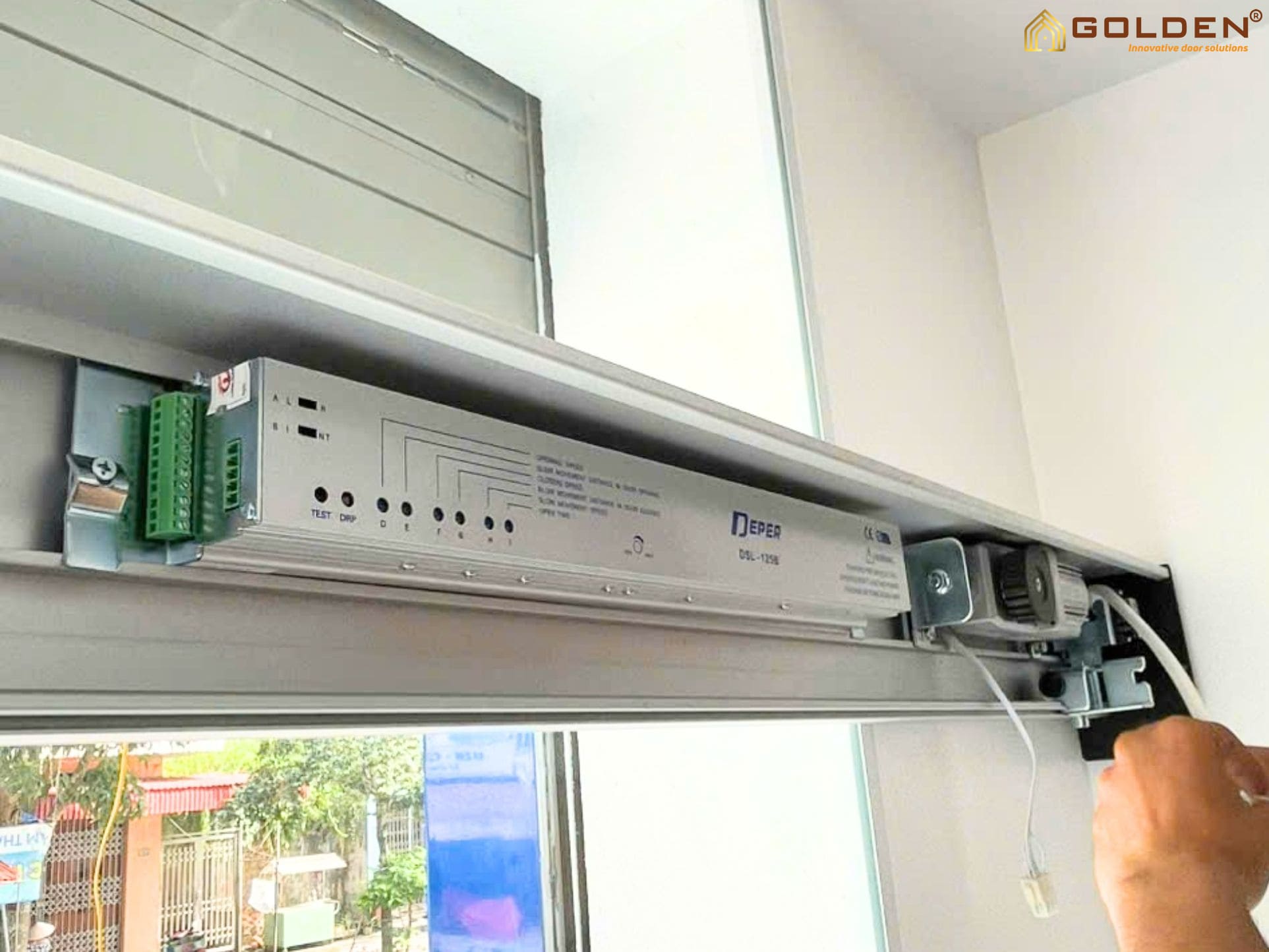 Cửa trượt tự động Deper DSL 125B