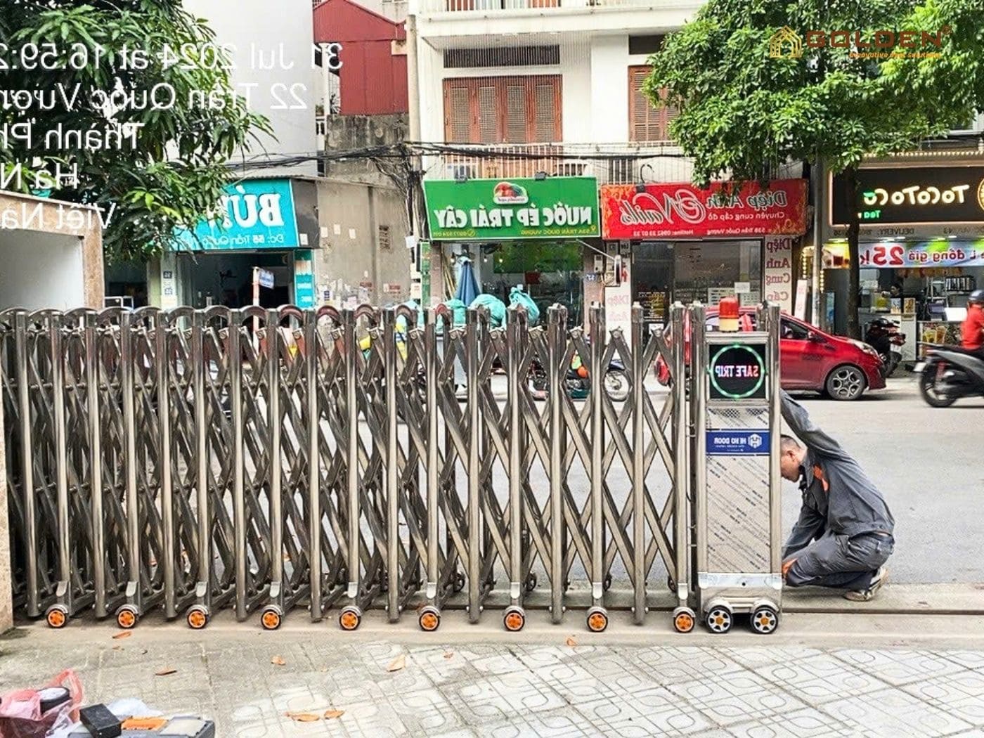 cách nhận biết cổng xếp bị xuống cấp