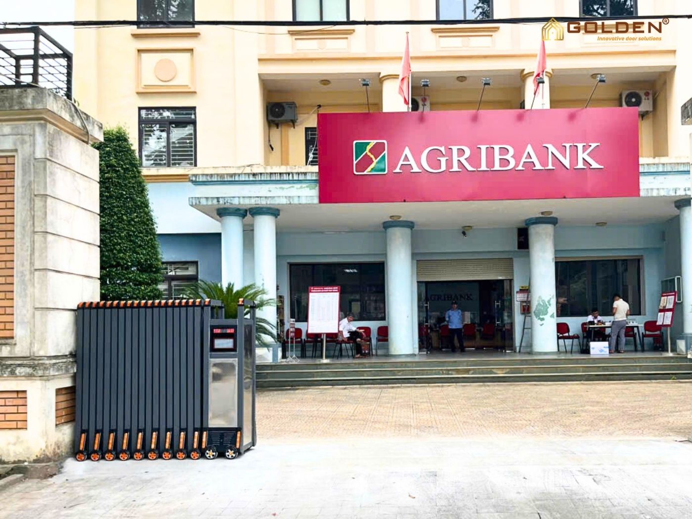 sử dụng cổng xếp tự động có an toàn không