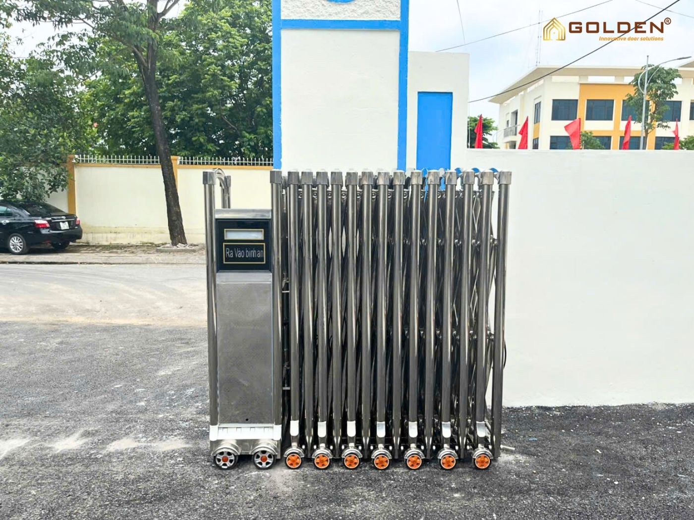 sử dụng cổng xếp tự động có an toàn không