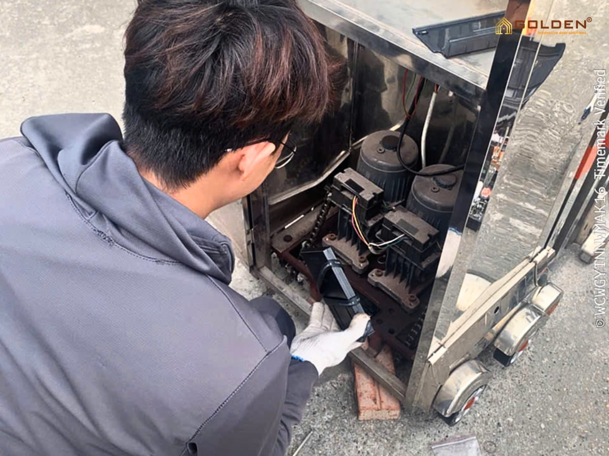 Cảm biến hành trình cổng xếp không ray