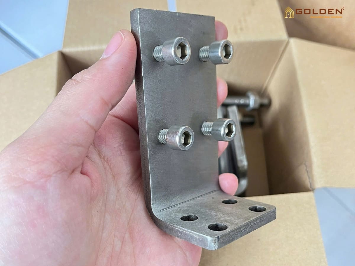 Cơ cấu cổng lùa xếp lớp Tele