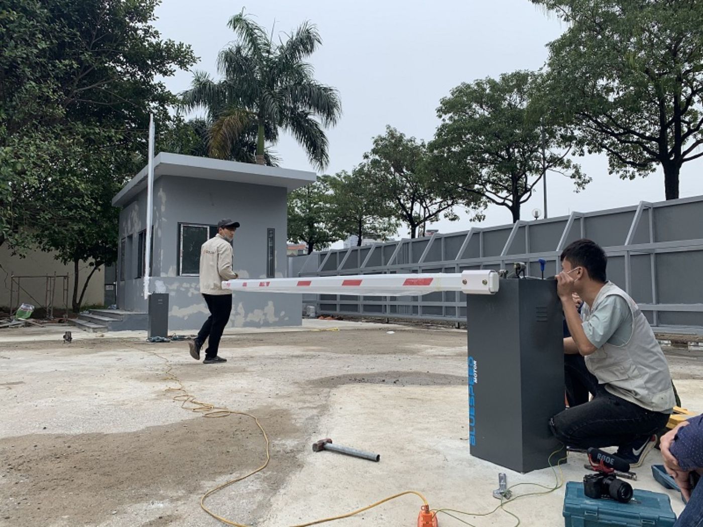 Mẫu cổng nhà xưởng