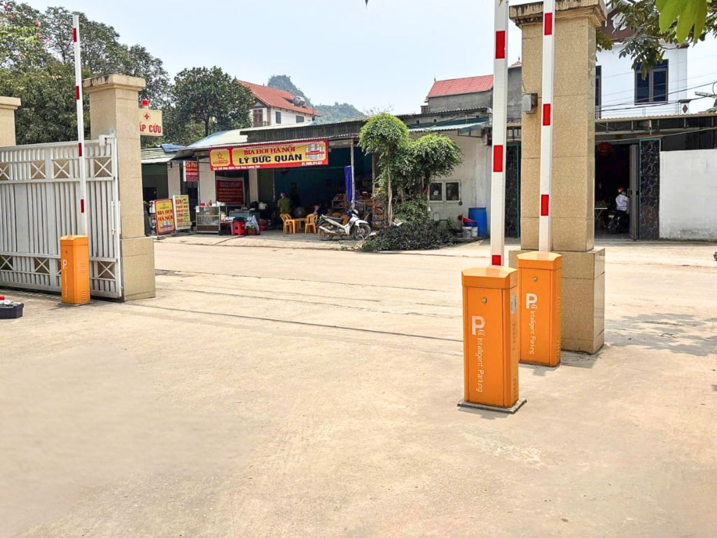 Mẫu cổng nhà xưởng