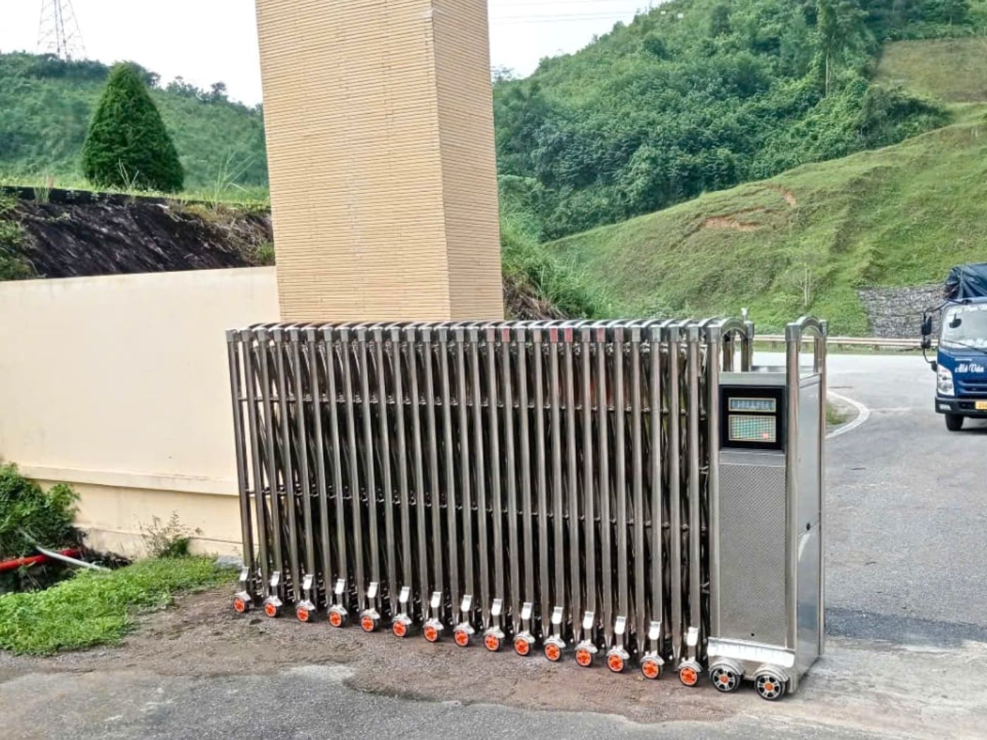 Mẫu cổng nhà xưởng