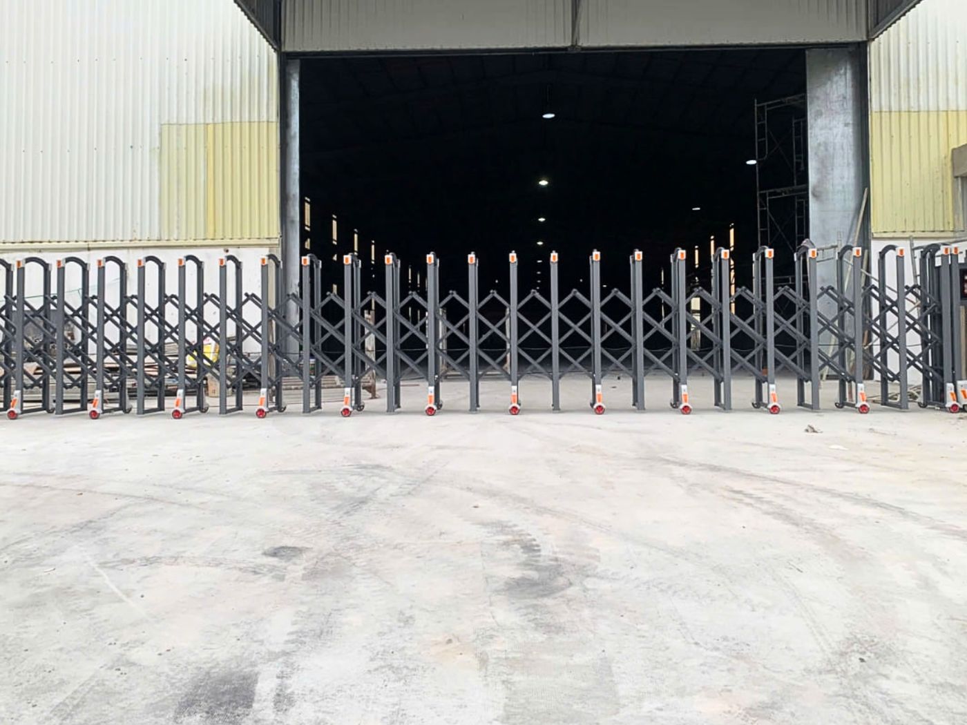 Mẫu cổng nhà xưởng