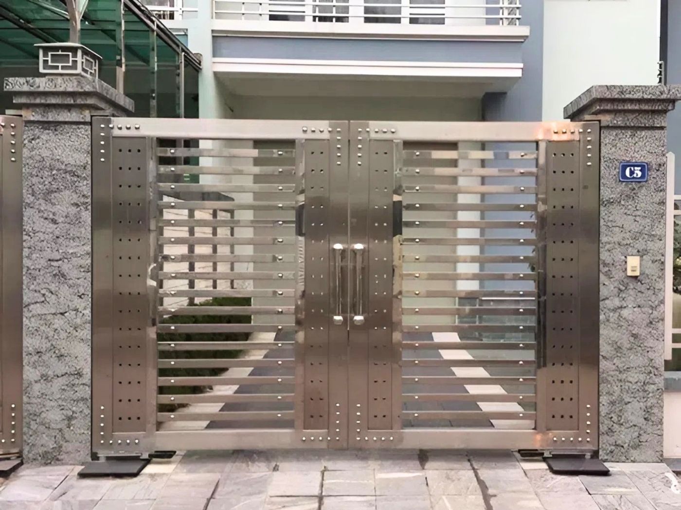 TOP 30+ mẫu cổng nhà phố đẹp, hiện đại 3 Mẫu cổng nhà phố đẹp