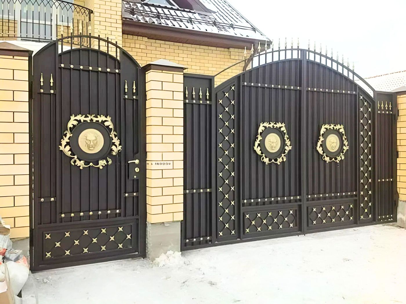 Mẫu cổng nhà tân cổ điển