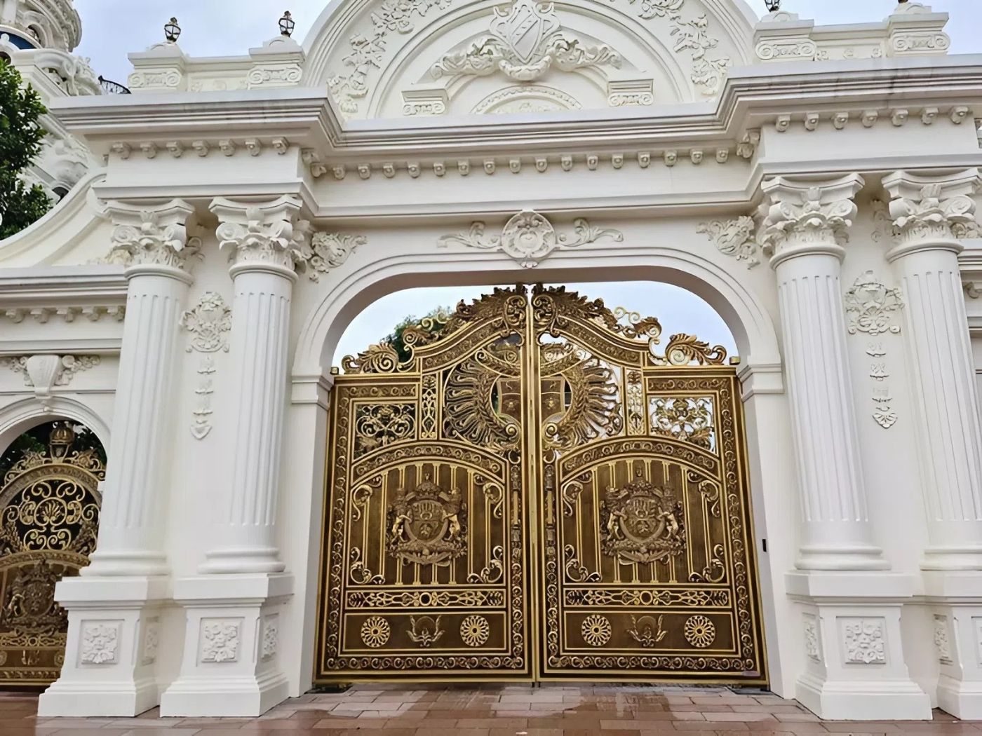 Mẫu cổng nhà tân cổ điển