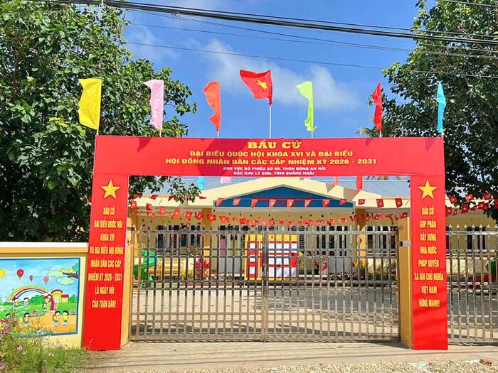 Mẫu cổng nhà văn hóa