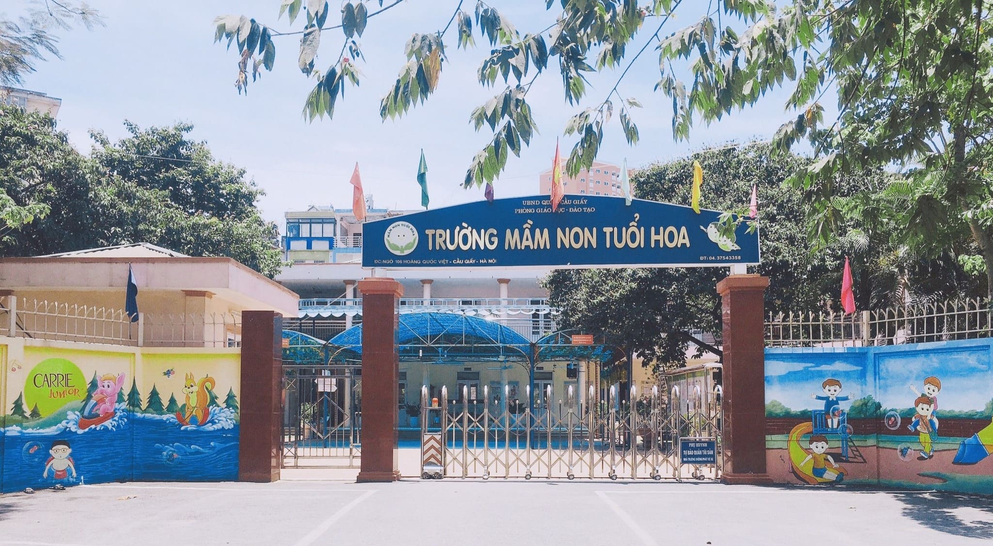 Cổng trường đẹp