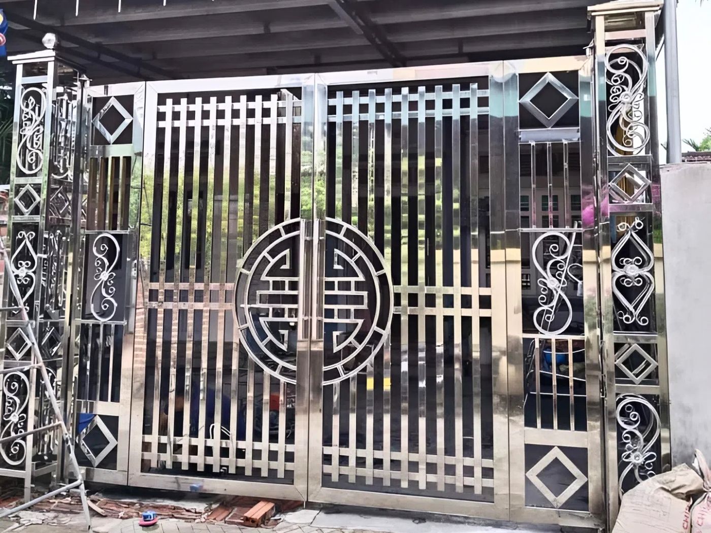 Cửa cổng chính đẹp