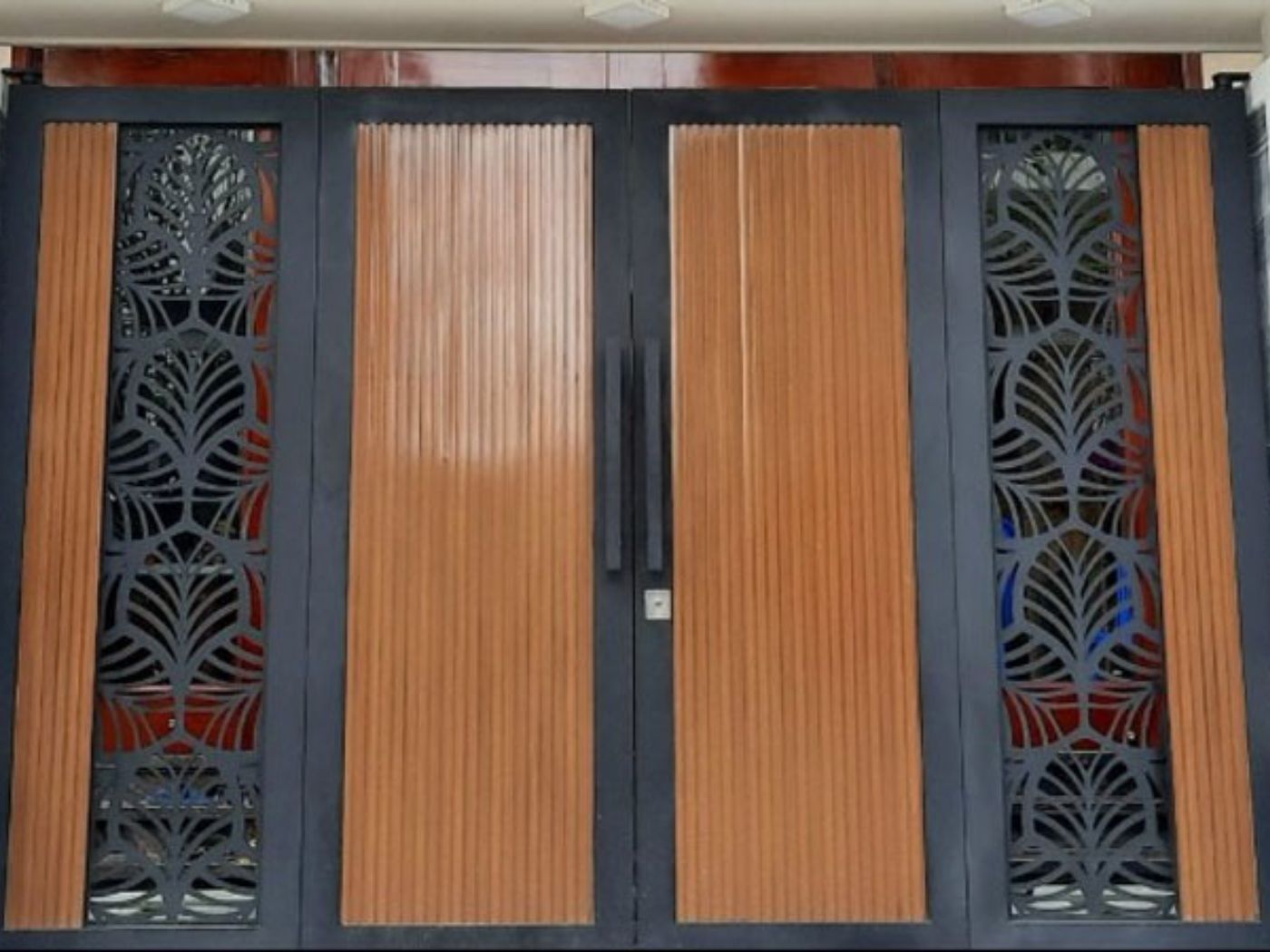 Cửa cổng chính đẹp