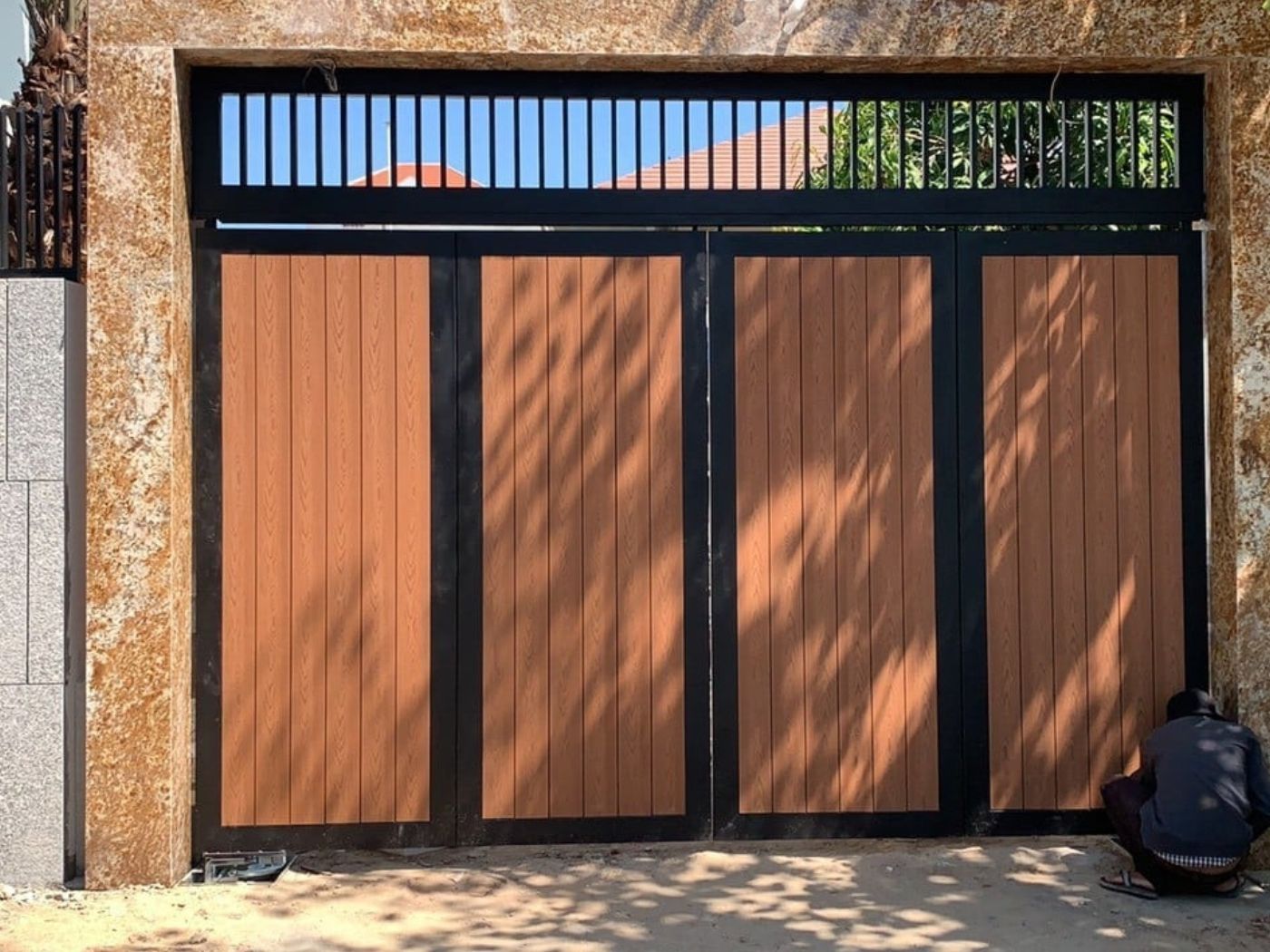 Mẫu cổng nhà ống đẹp