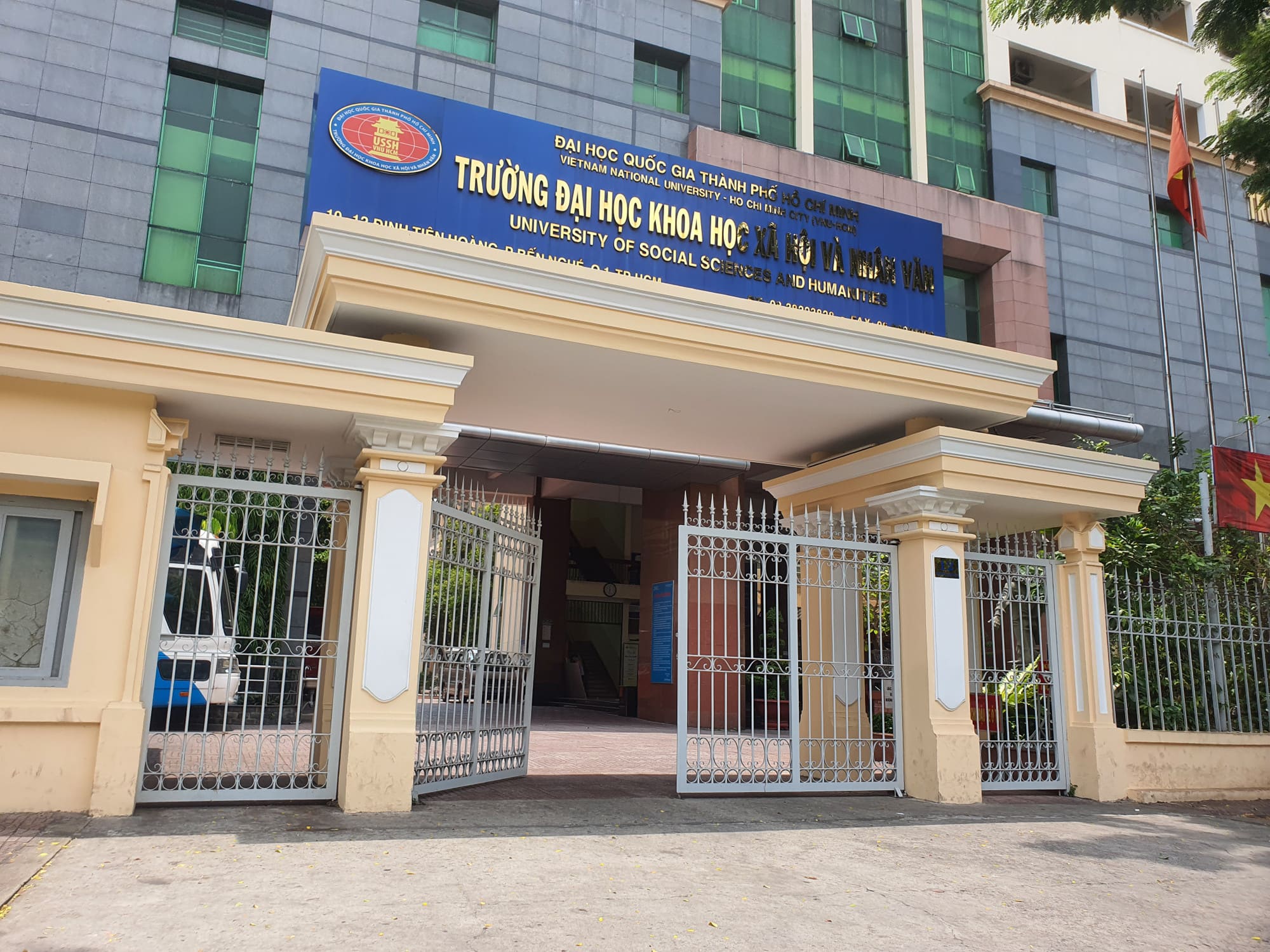 Mẫu cổng trường đẹp