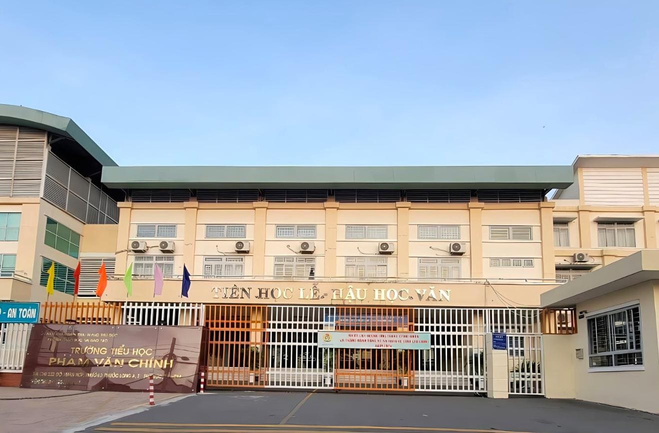 Mẫu cổng trường đẹp