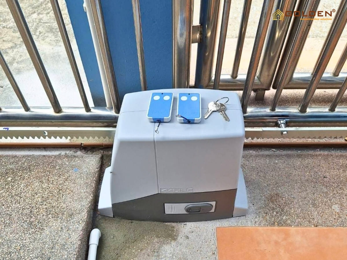 Remote cổng tự động Life Maxi 2