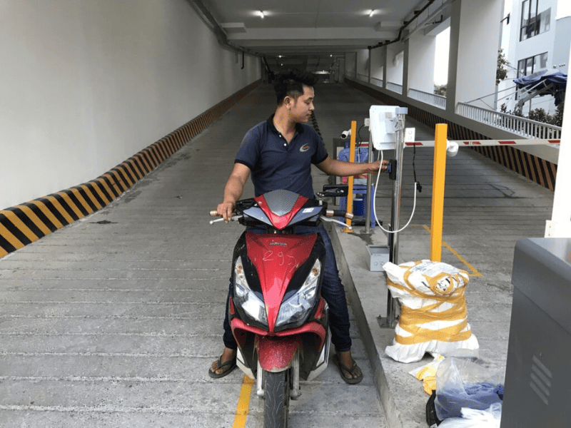 Giải pháp bãi giữ xe khách sạn thông minh