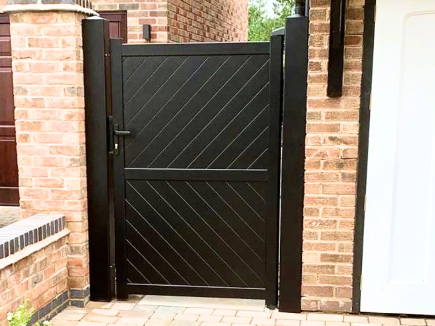 Mẫu cổng phụ đẹp