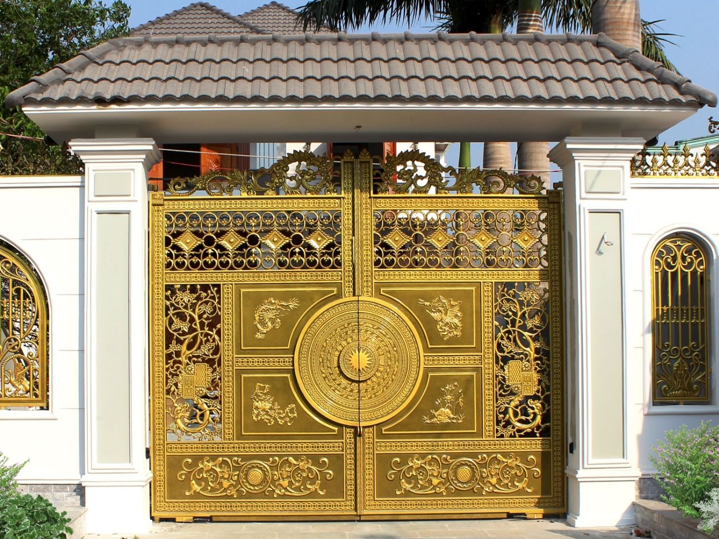 Cổng tứ linh
