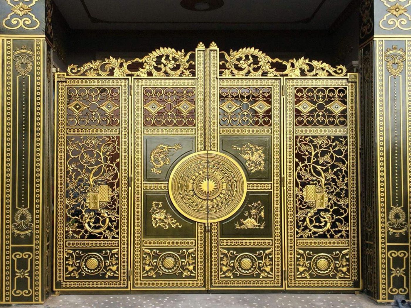 Cổng tứ linh