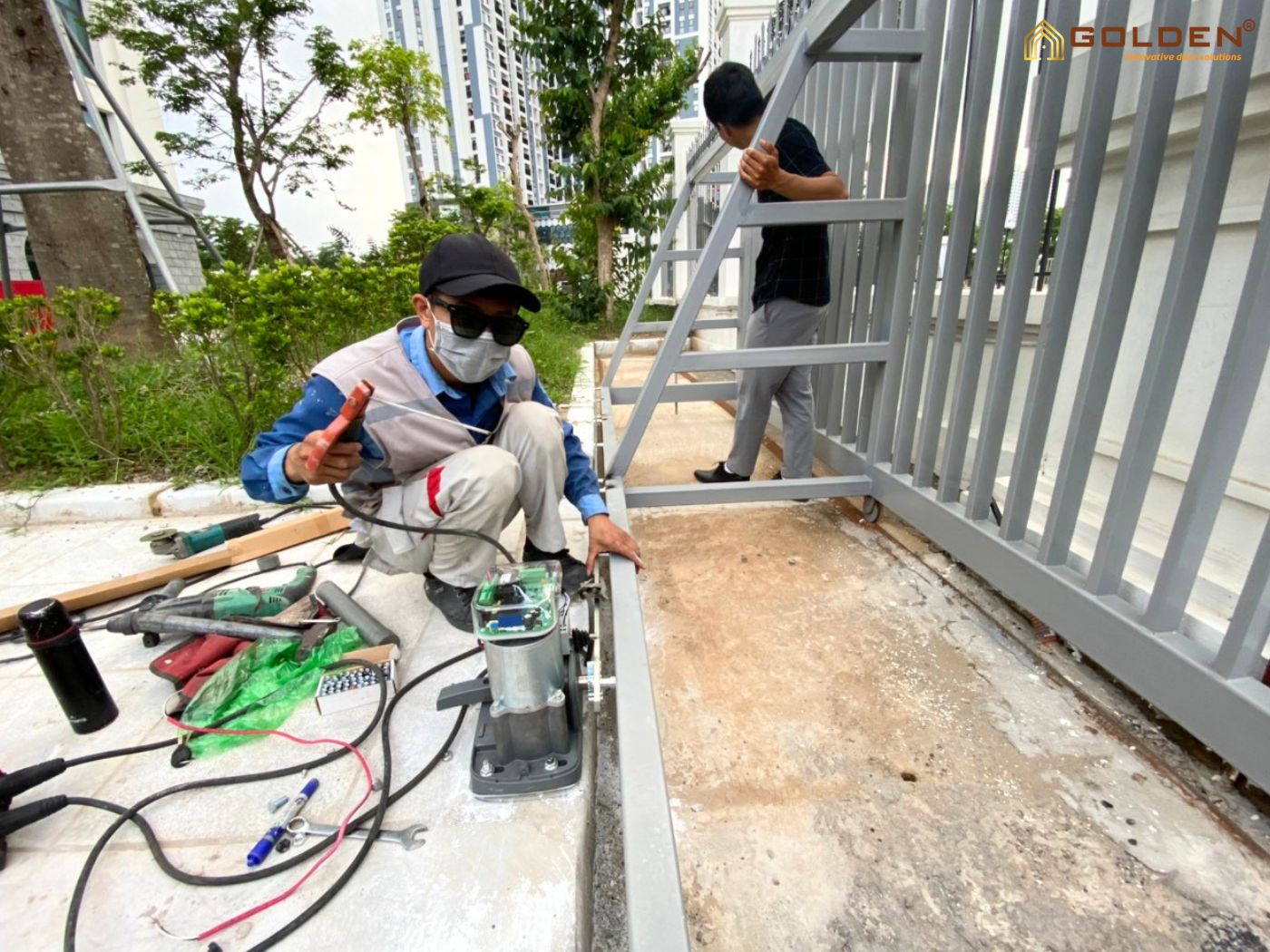 Lắp đặt cổng tự động tại Hòa Bình