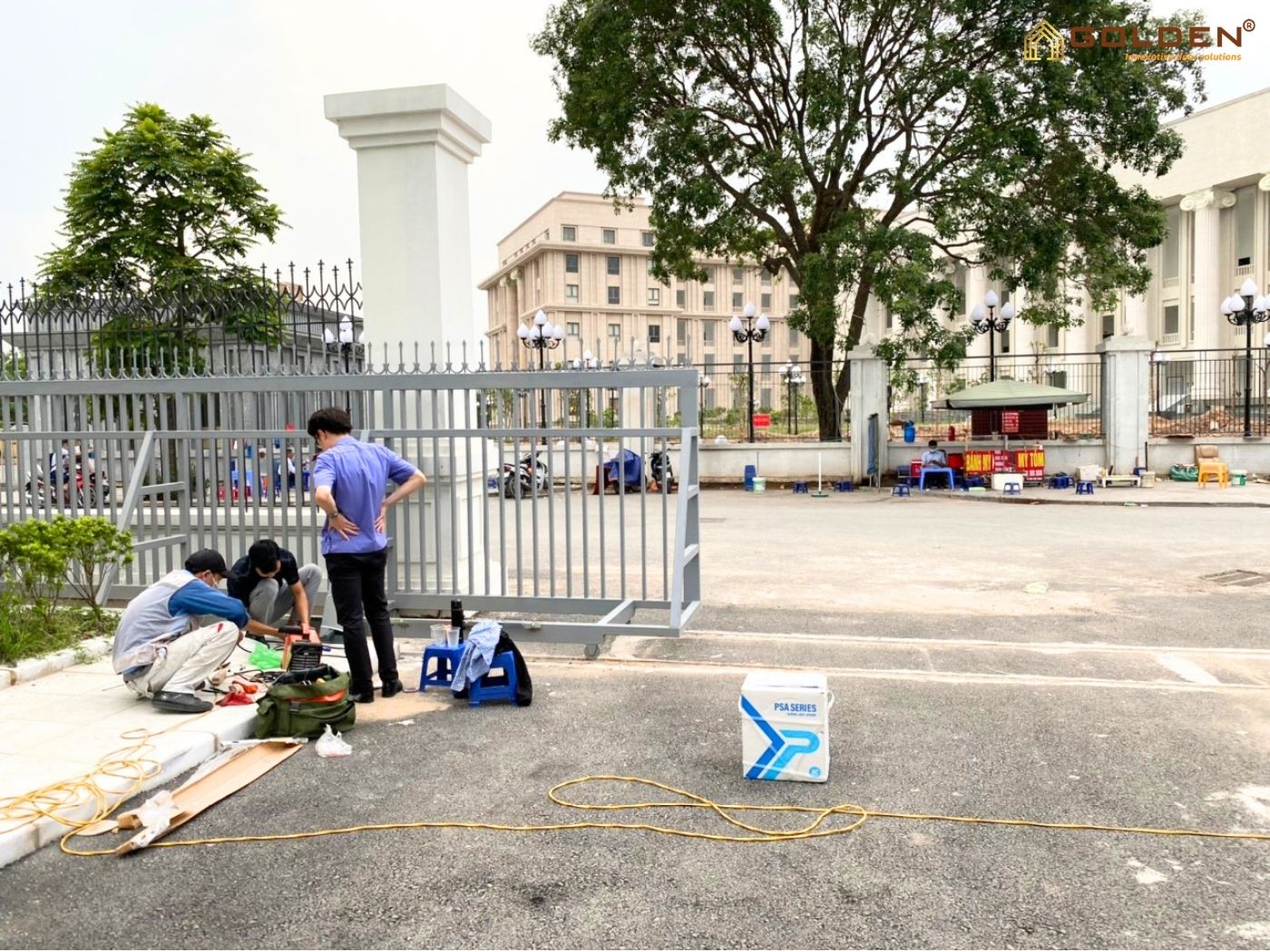 Lắp đặt cổng tự động tại Hòa Bình