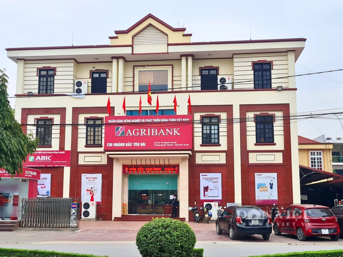 Cổng xếp cho ngân hàng