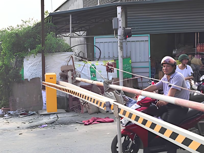Barie chắn tàu cần thẳng