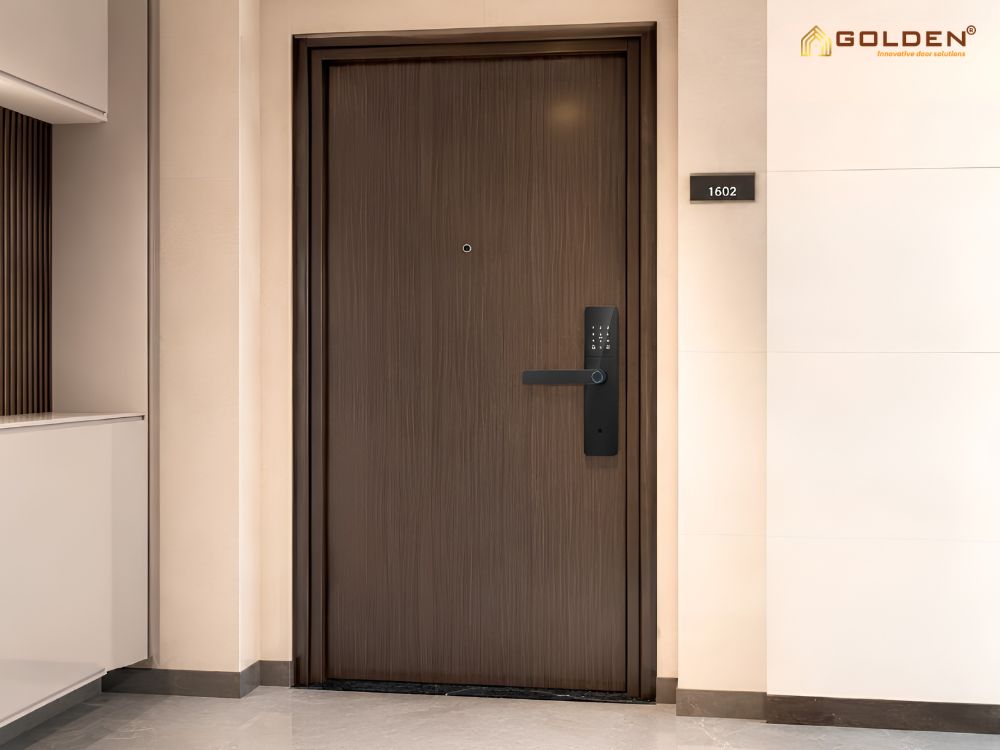 Top 10 mẫu khóa cửa điều khiển từ xa bằng điện thoại 9 Mẫu khóa cửa điều khiển bằng điện thoại F003